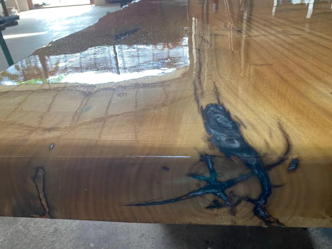 Mesa de madeira maciça  - Foto 5