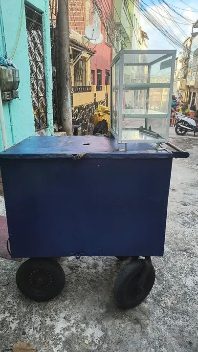 Carrinho de mão azul em ótimo estado - Foto 4