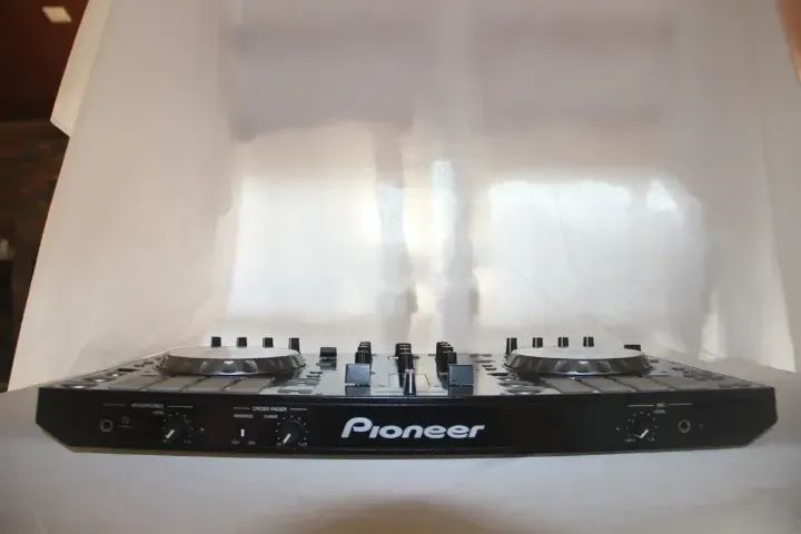 Controladora Pioneer DDJ SR + Hard Case - Foto 5
