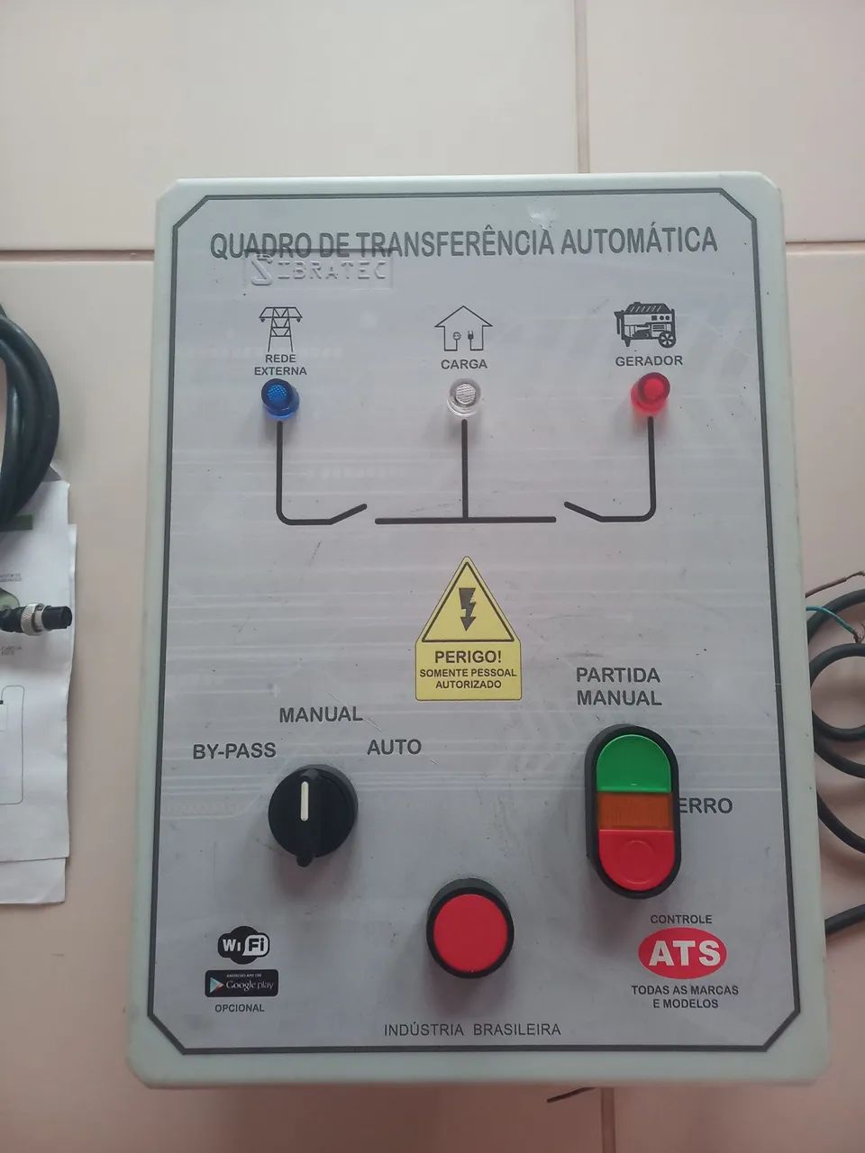 Painel de Transferência Automática (ATS) - 7 kVA Trifásico 220V64305905257090120