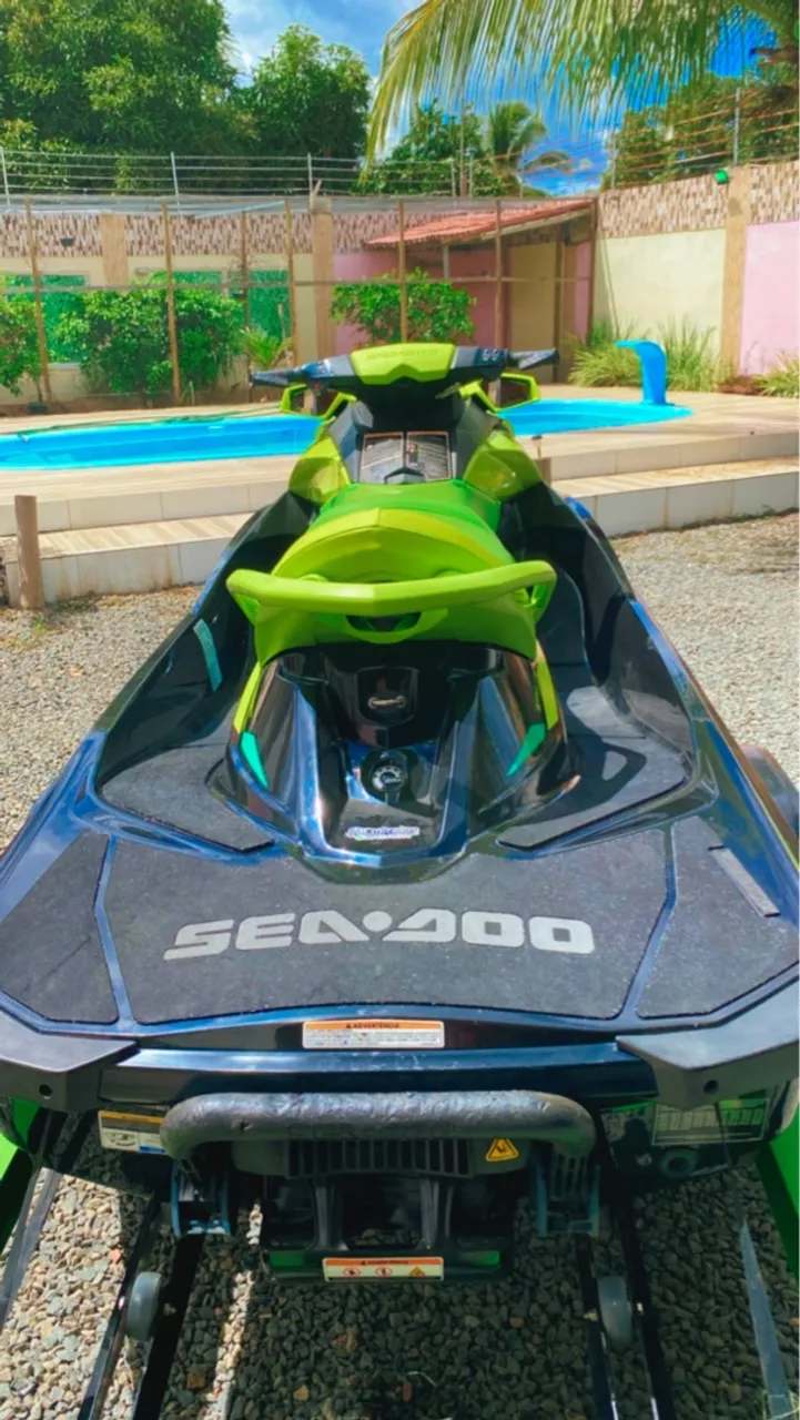 Vendo jetski seadoo 2019