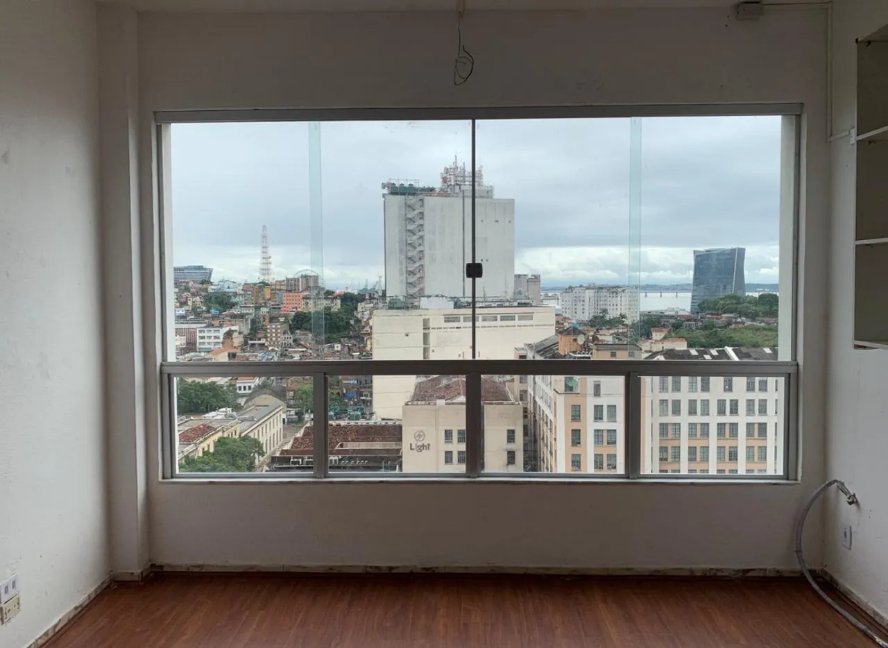 Aluga- se sala comercial dois ambientes com split direto proprietário