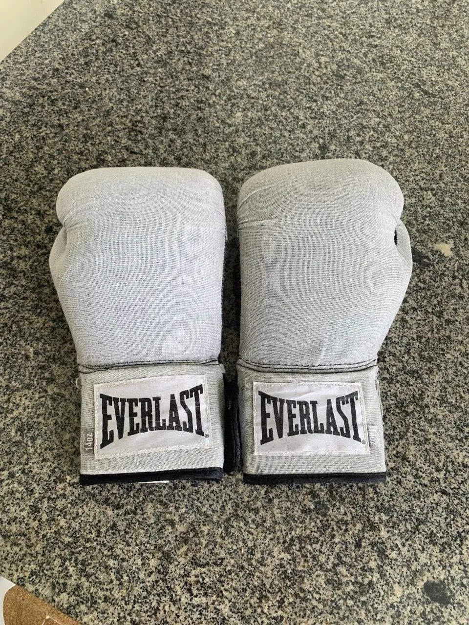 Luvas de Luta da Everlast - Boxe/Muay-Thai 