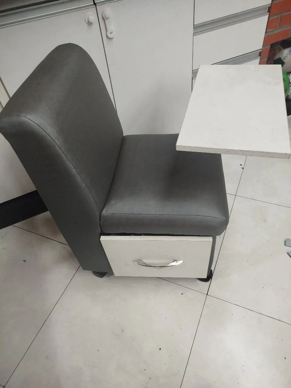 Cadeira manicure/pedicure