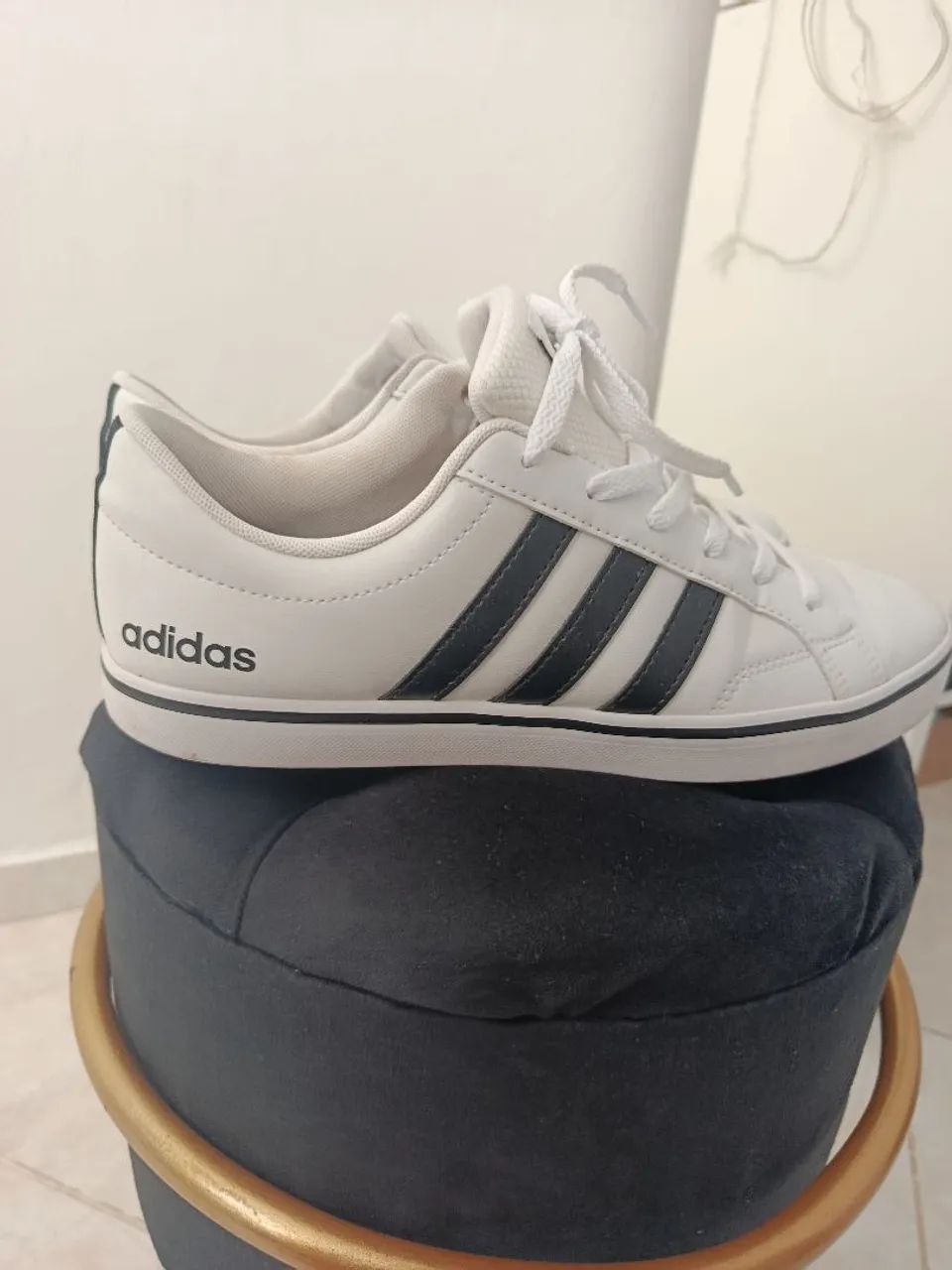 Tênis Adidas 42 - Foto 3