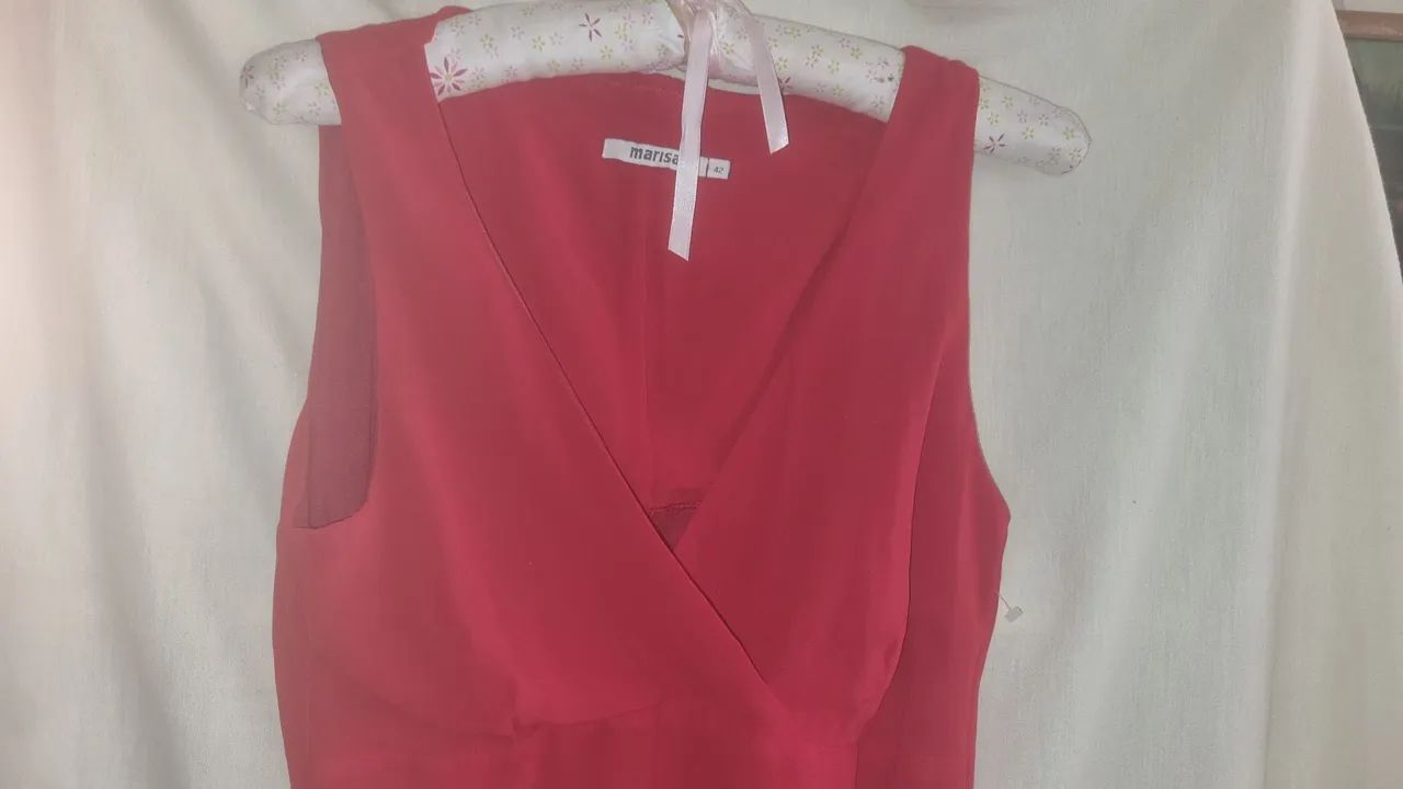 Vestido vermelho de crepe 42