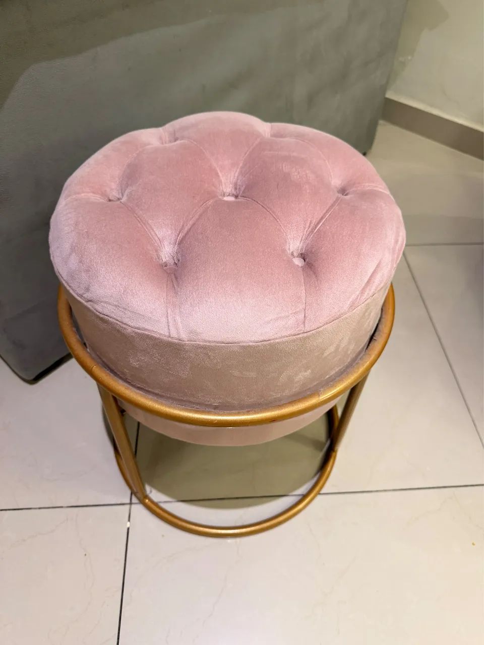 Puff Captone modelo argola luxo Rosê - Foto 4