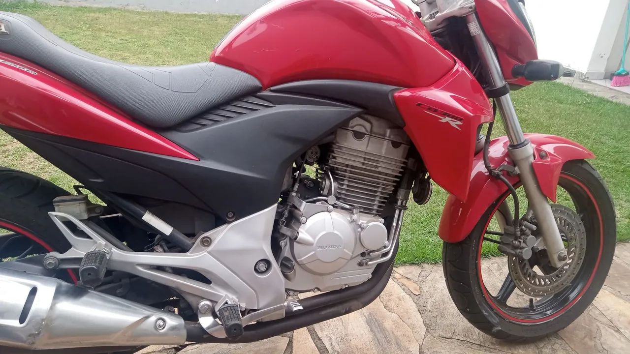 Cb 300 2015 - Foto 3