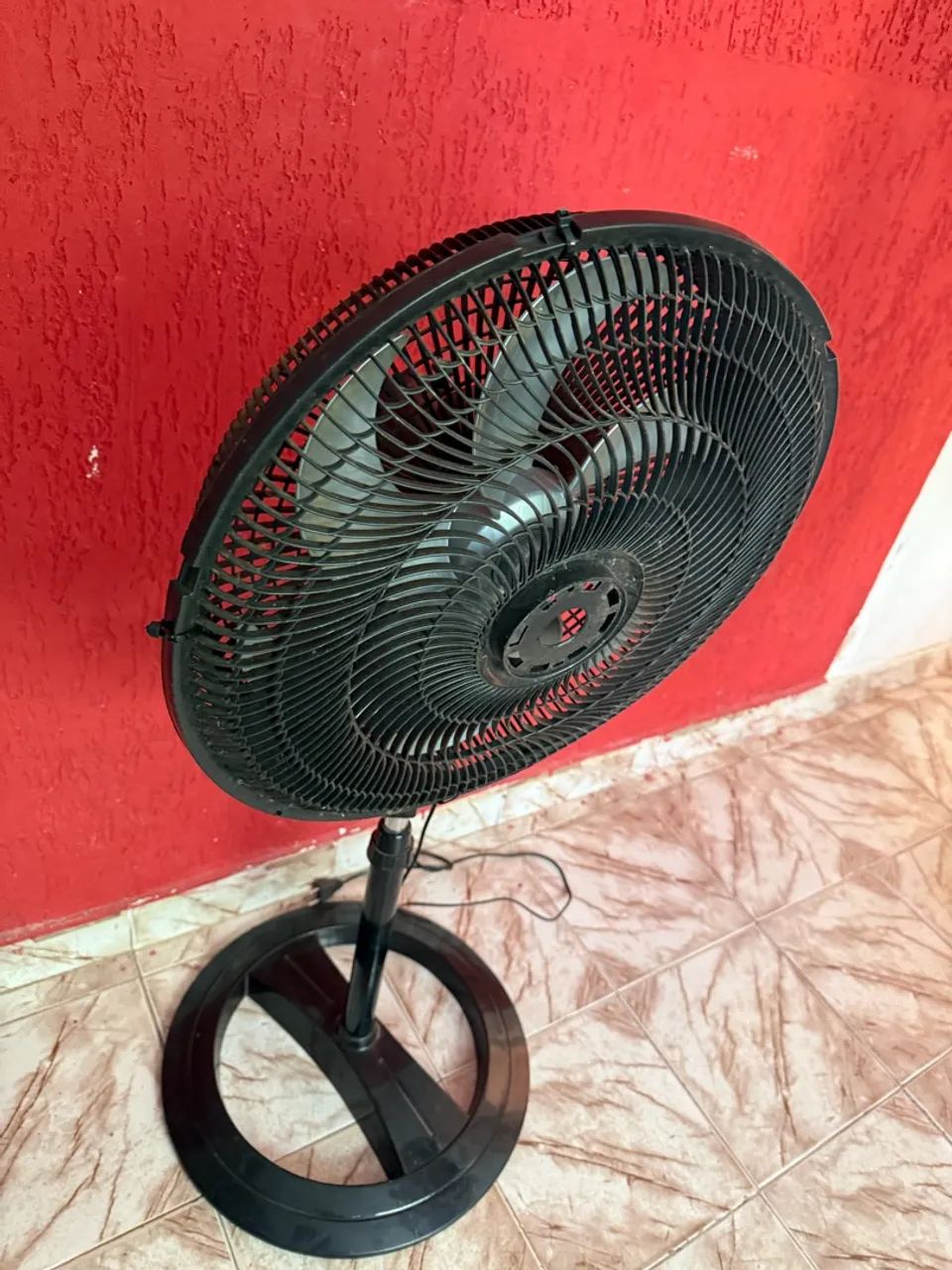 Ventilador de coluna 220v - Foto 4