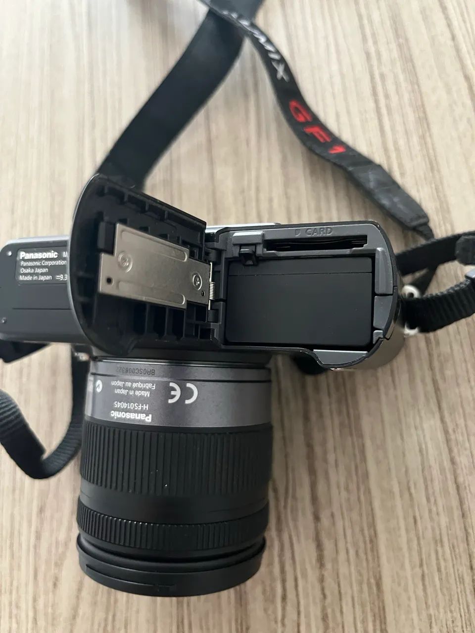 Panasonic Lumix GF1 + Lente 14-45mm - Ótimo estado Quase sem uso