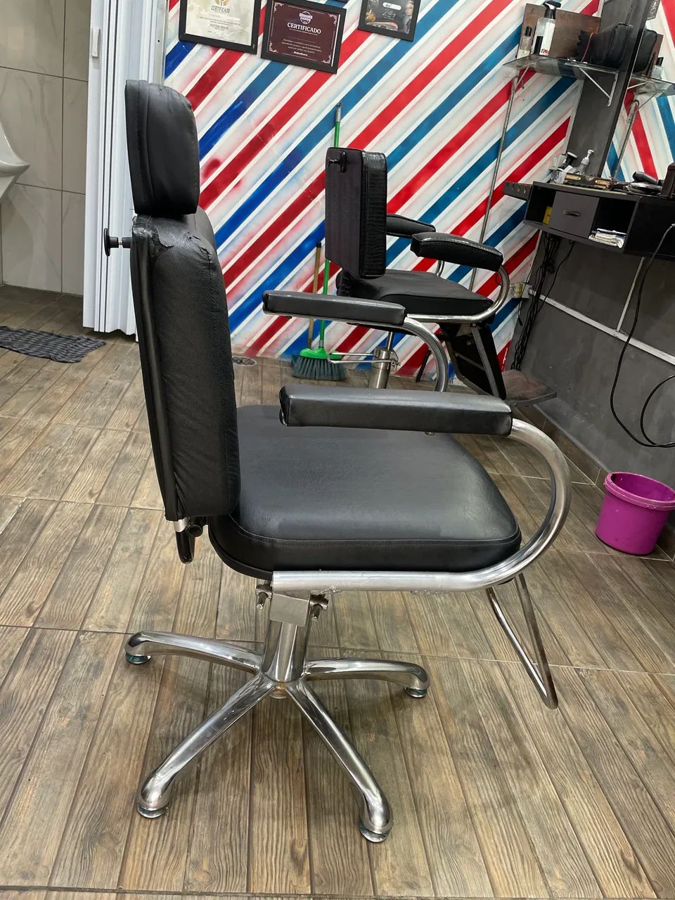 Cadeiras barbearia , salão  - Foto 4