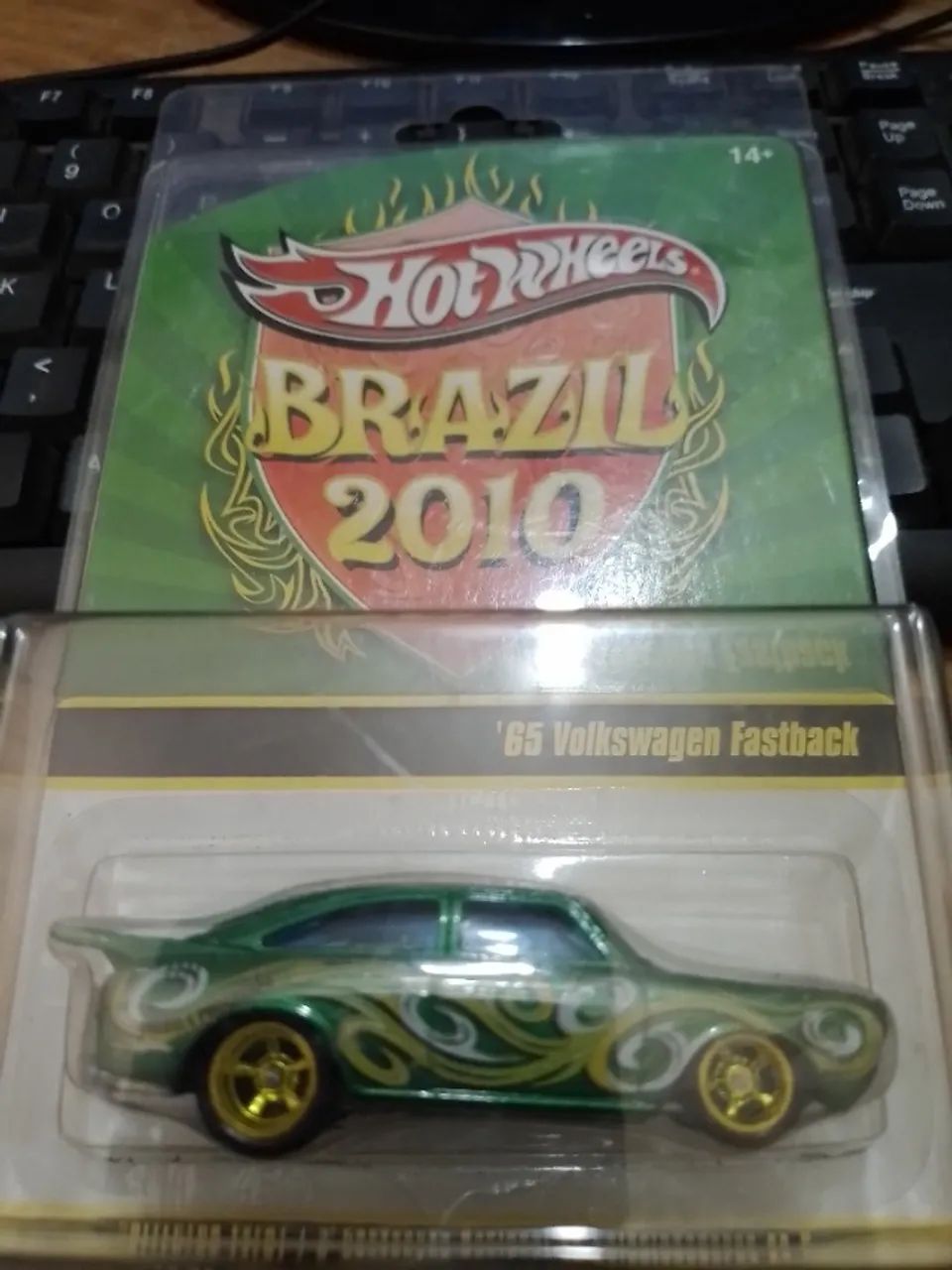 Miniatura Hot Wheels Convenção Brasil 2010 - Foto 2