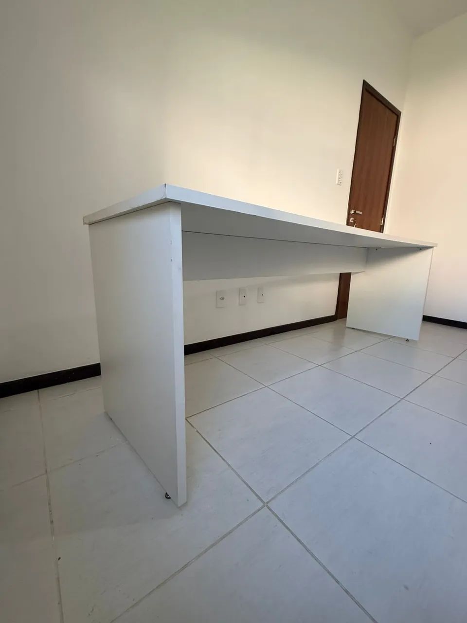 Vendo Mesa Escritório Planejada 2,2 m - MDF 25mm - Foto 3