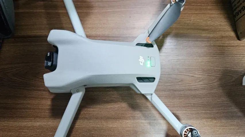 Drone DJI MINI 3 com tela - Foto 3