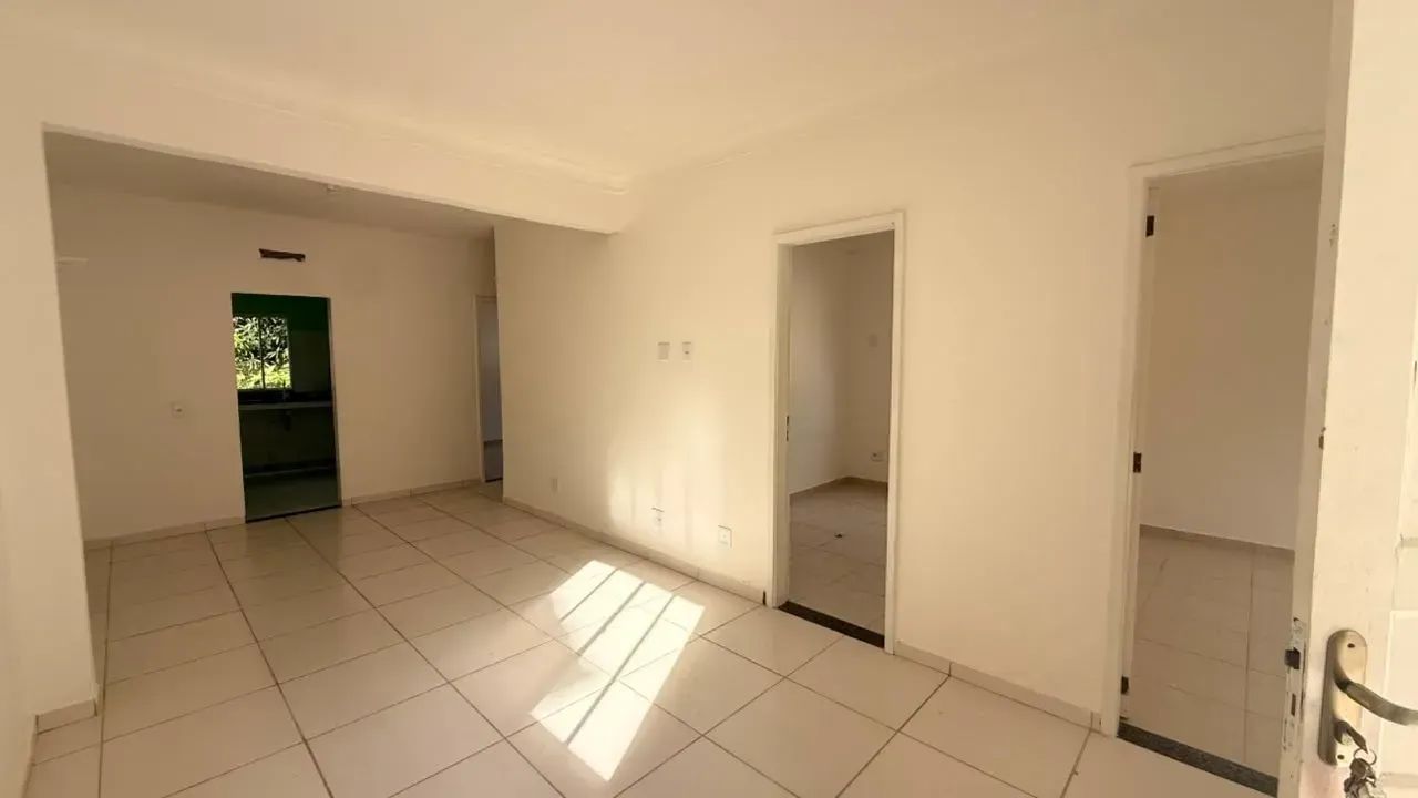 Casa com 3 quartos, garagem e quintal grande - Foto 3