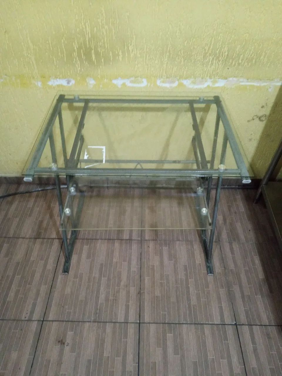 Mesa para escritório (computador)