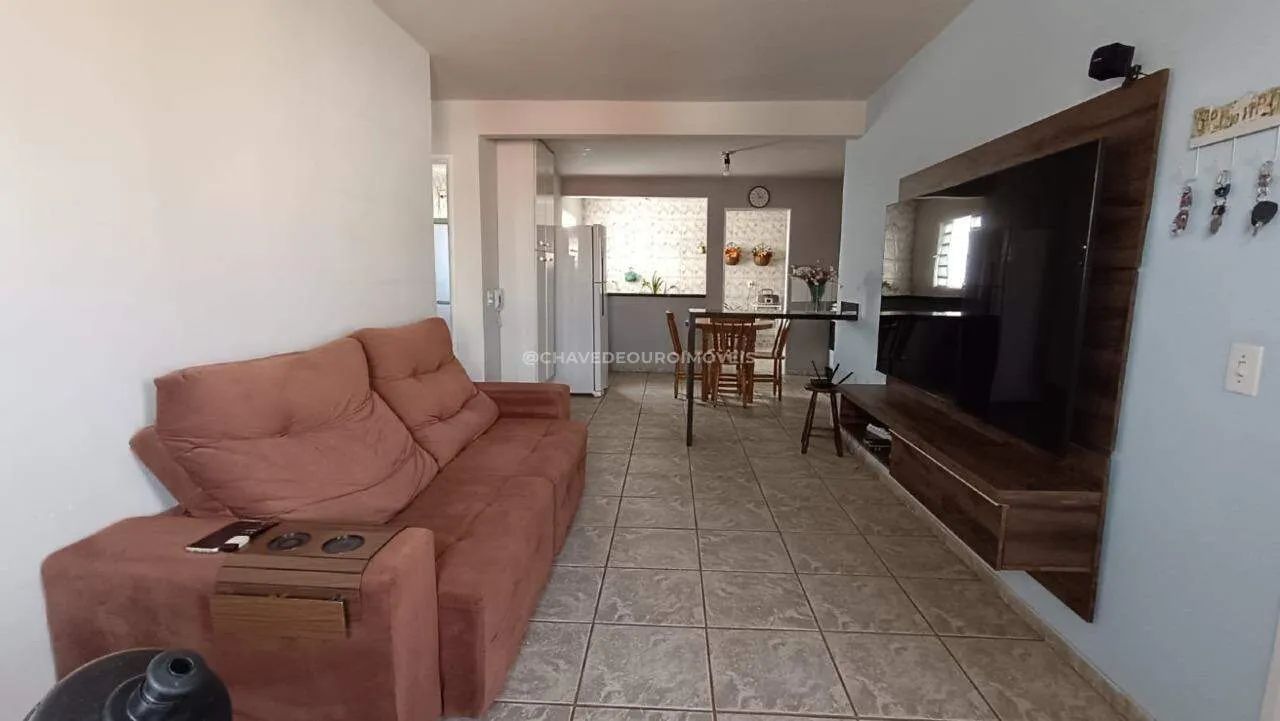Apartamento à venda com 3 quartos no Edifício Texas