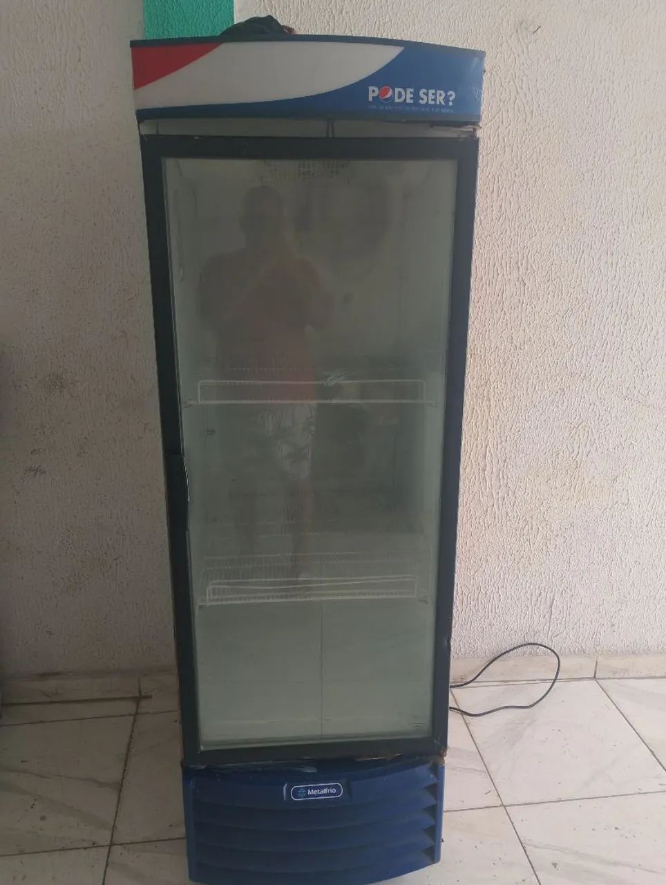 Expositor semi novo 