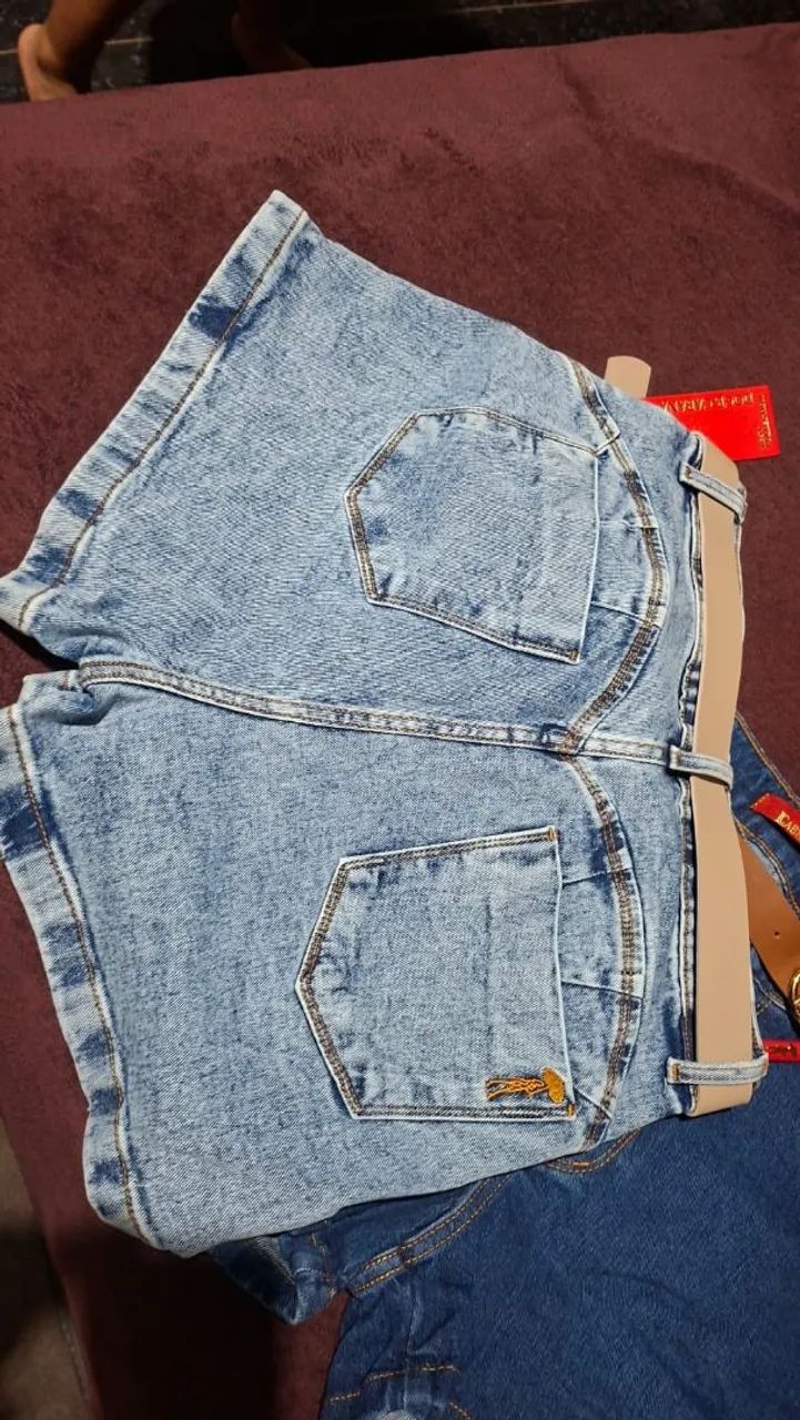 Dois shorts jeans  e um vestido 