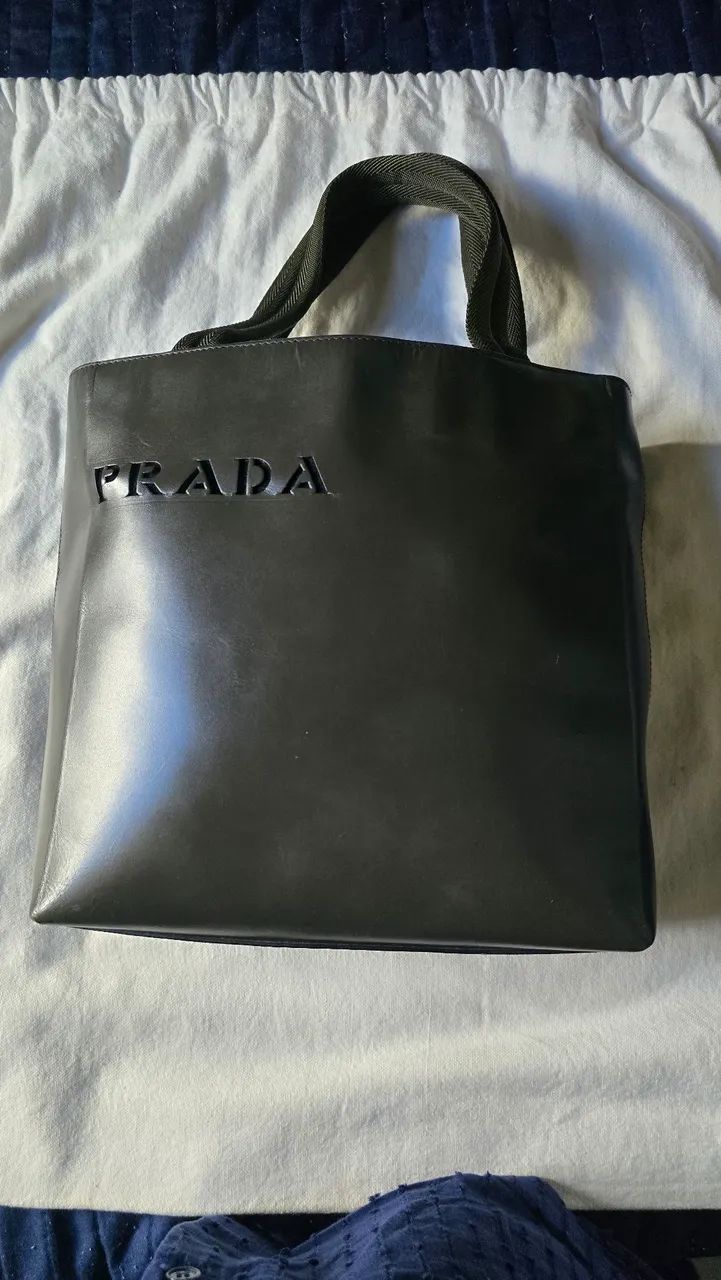 VENDO BOLSA PRADA COR TUNDRA - COURO