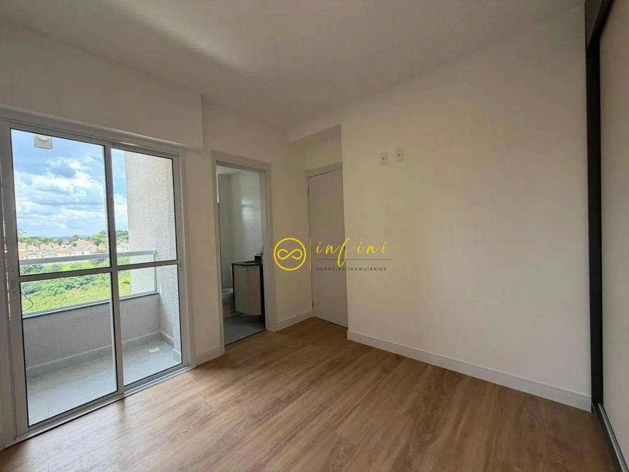 Apartamento com 3 Quartos, sendo 1 Suíte para alugar, 67 m² por R$ 3.100/mês - Condomínio  - Foto 3