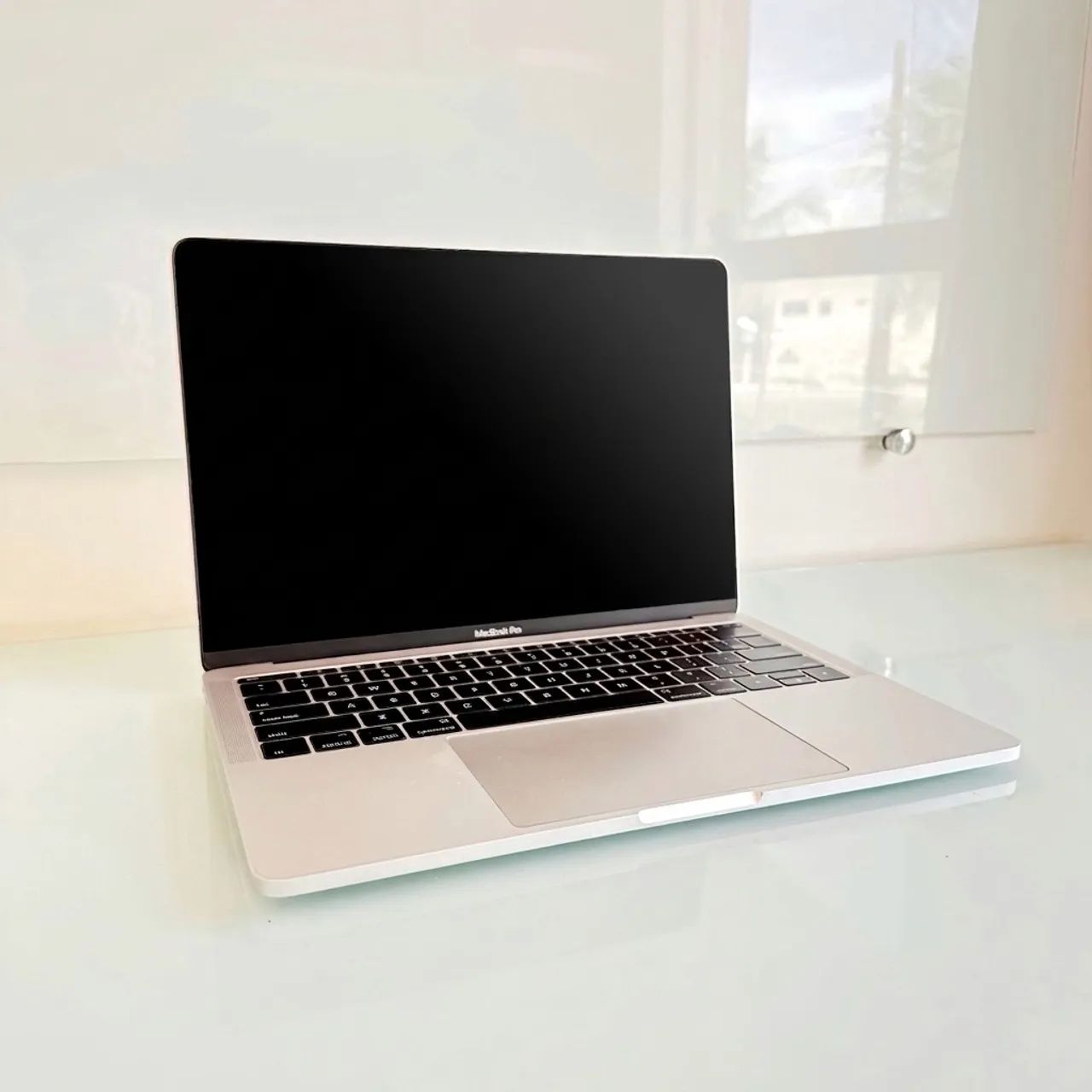 MacBook Pro 13インチ(2017)Core i5 8GB Macbook Pro 13-inch 2017 3,1ghz Intel Core I5 Dual Core 8gb
