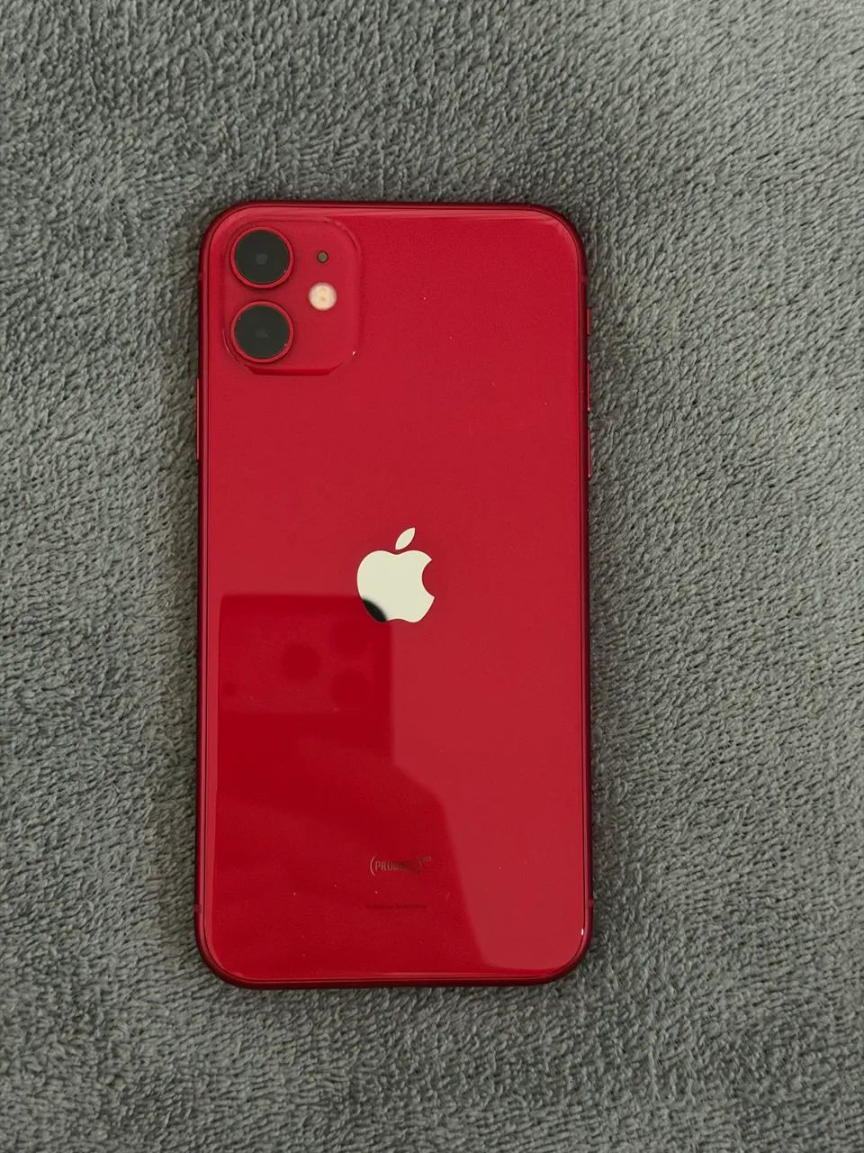 iPhone 11 RED 128GB - Foto 2