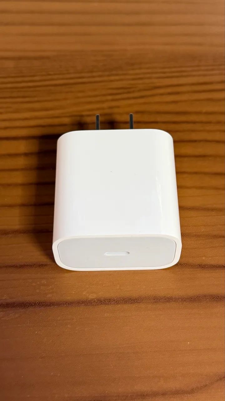 Adaptador de energia USB-C de 20W (original apple nunca usado) - Foto 2