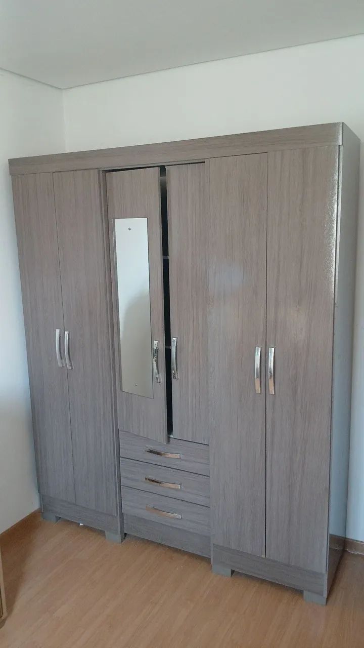 Guarda roupa