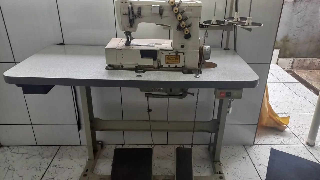 Máquina de costurar 