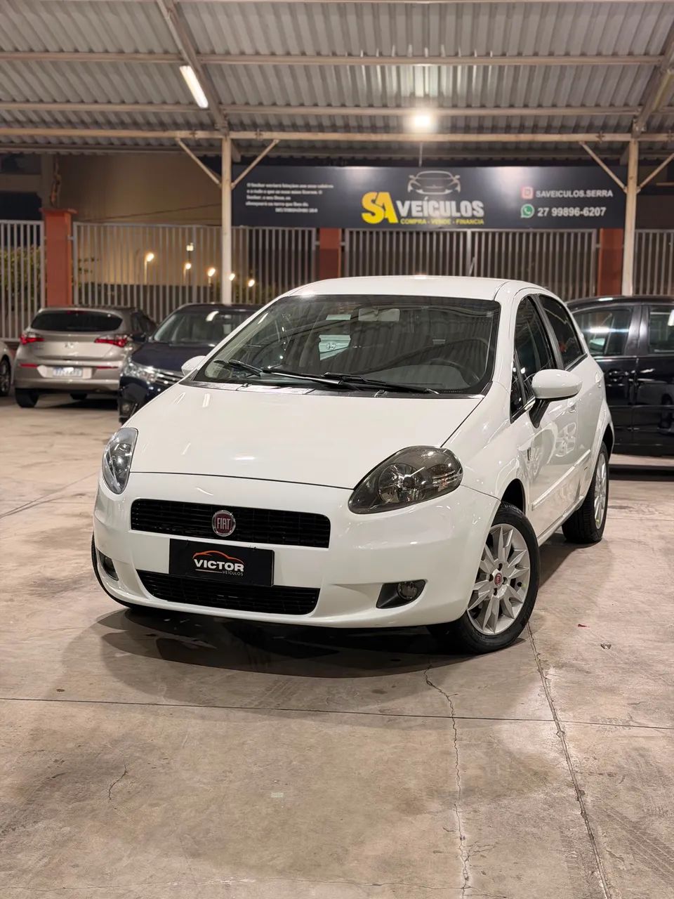 Fiat Punto Punto ATTRACTIVE 1.4 Fire Flex 8V 5p 2012
