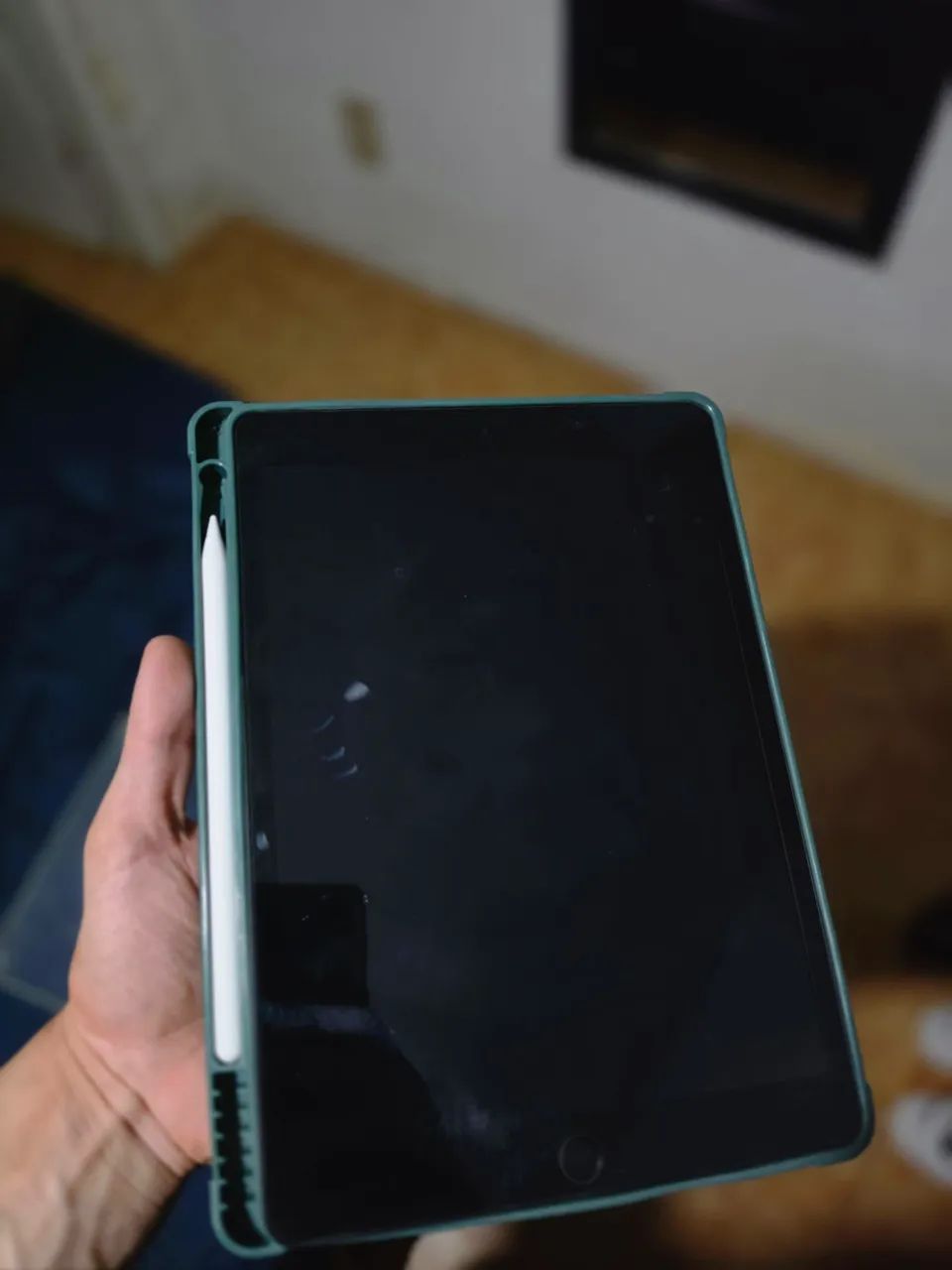 IPAD 9 64GB COM CAPA E CANETA EM PERFEITO ESTADO - Tablets e E