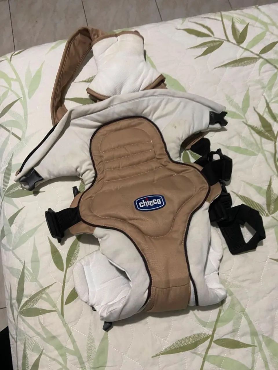 Canguru de bebê da Chicco 