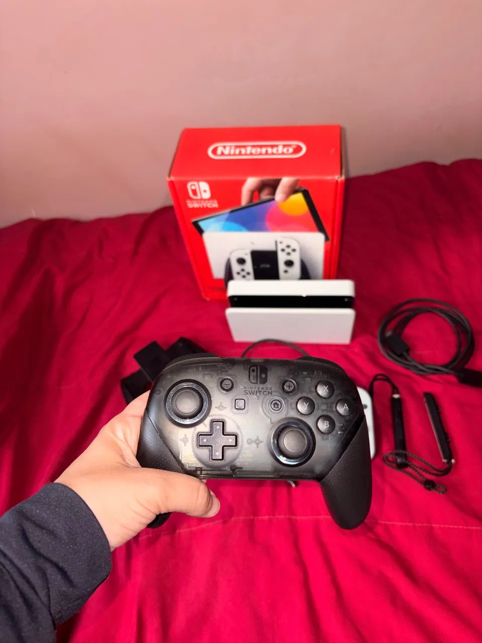 NINTENDO SWITCH OLED DESBLOQUEADO + PRO CONTROLLER ORIGINAL - Foto 4