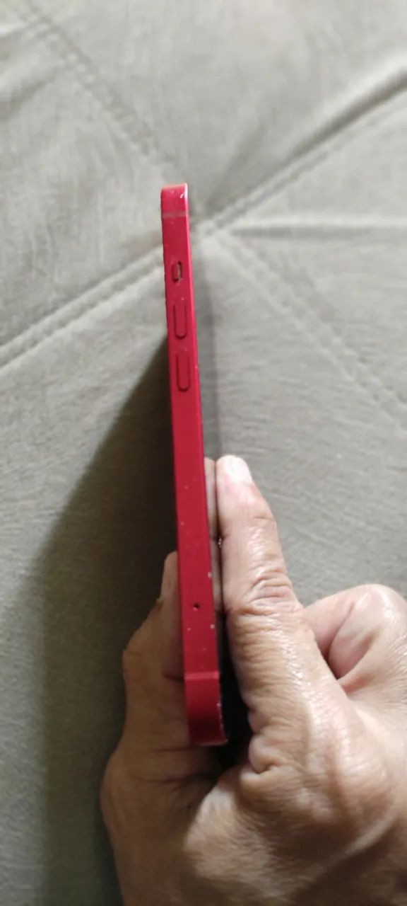Vendo iPhone 13 128Gb vermelho - Foto 4
