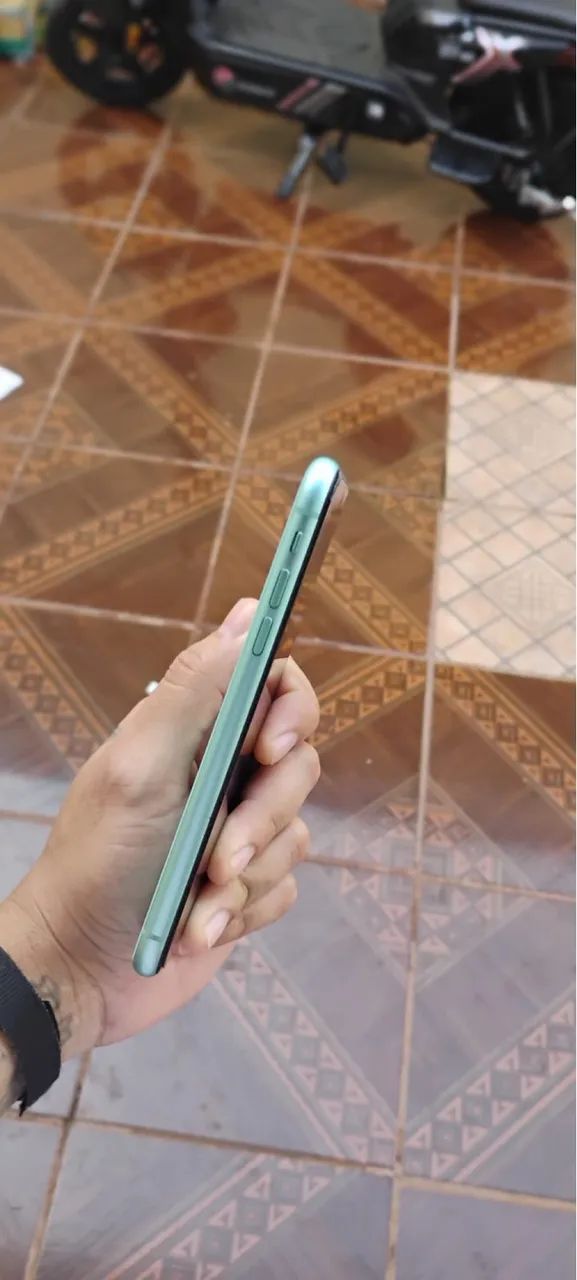 iPhone 11 128gb - Midnight Green (Verde) - Foto 3