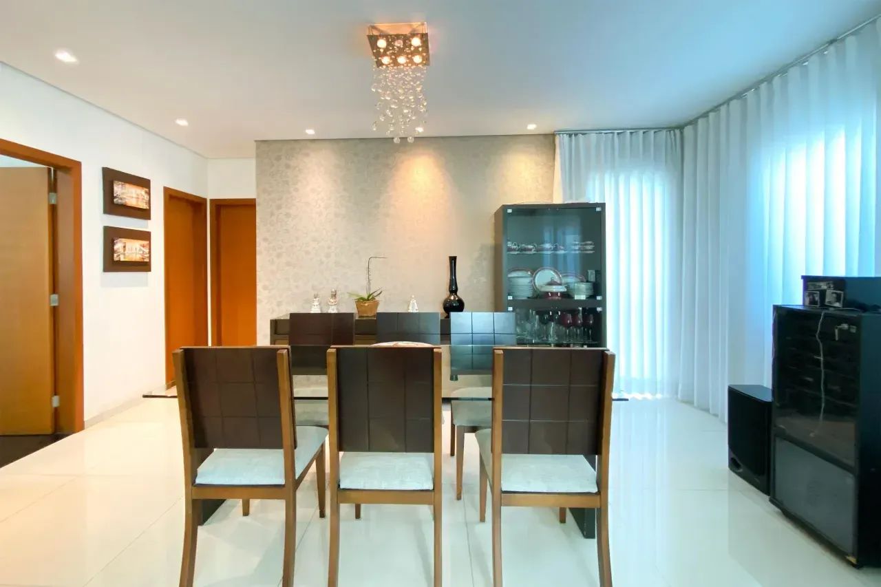 Casa à  venda com 204 m², 4 quartos 4 vagas - Foto 4