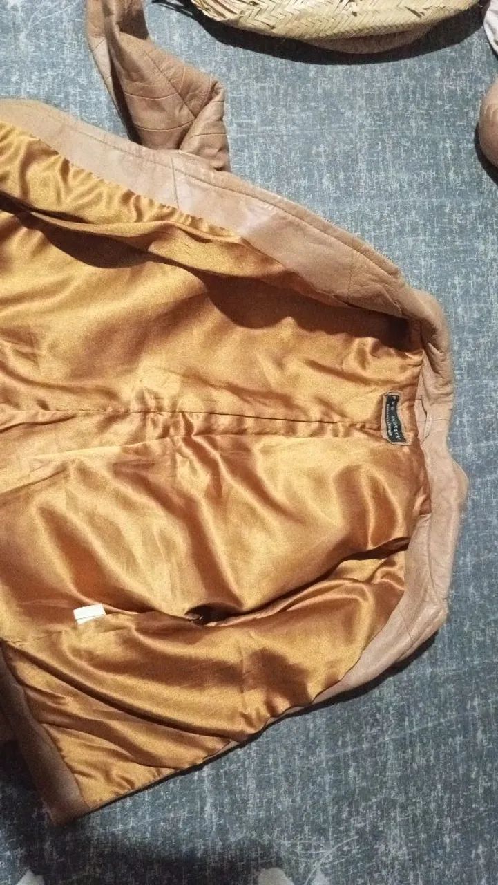 Jaqueta de couro legítimo caramelo feminina.  - Foto 4