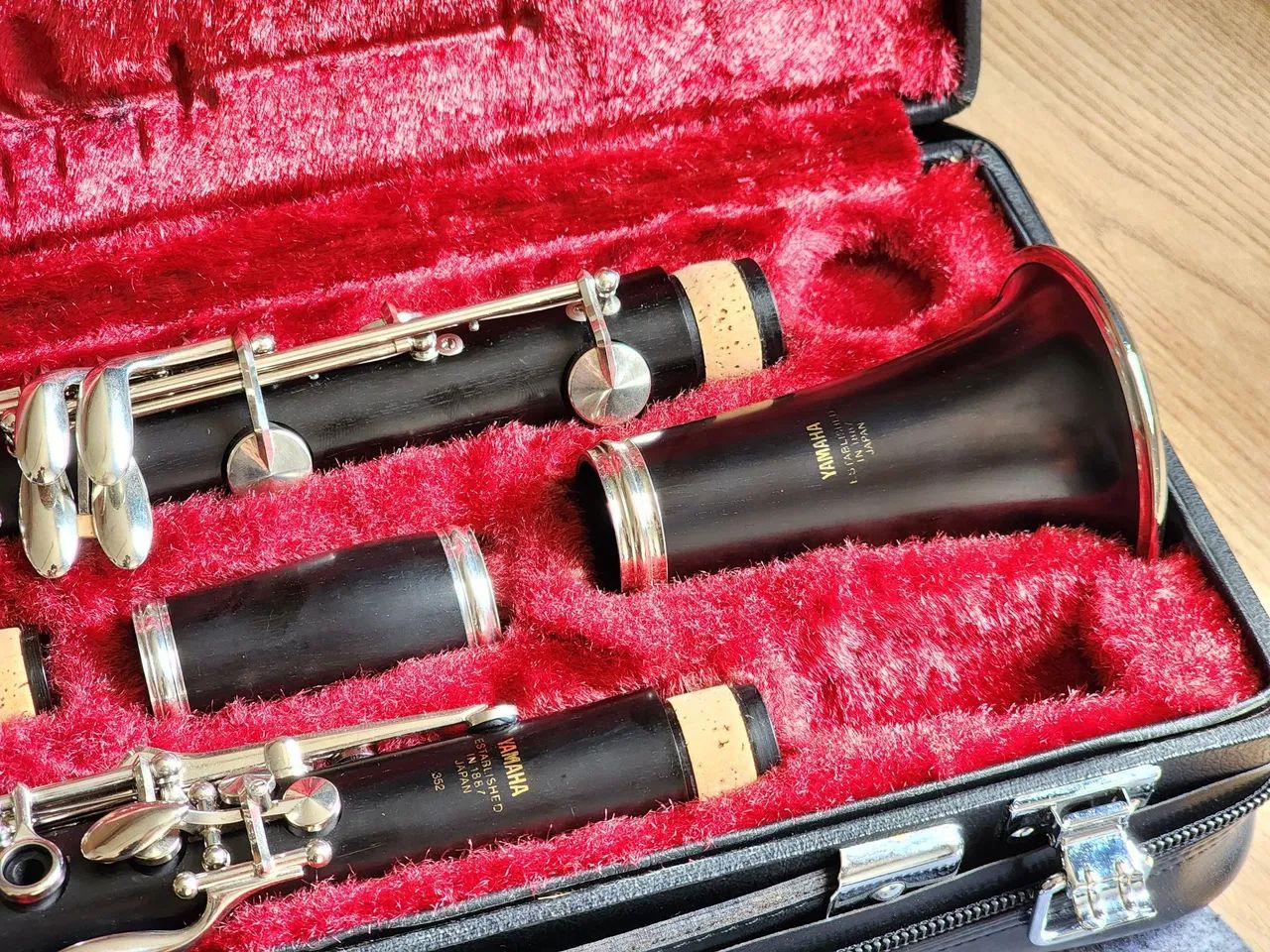 Clarinete Yamaha YCL-352 em Madeira Sapatilhas novas - Foto 3