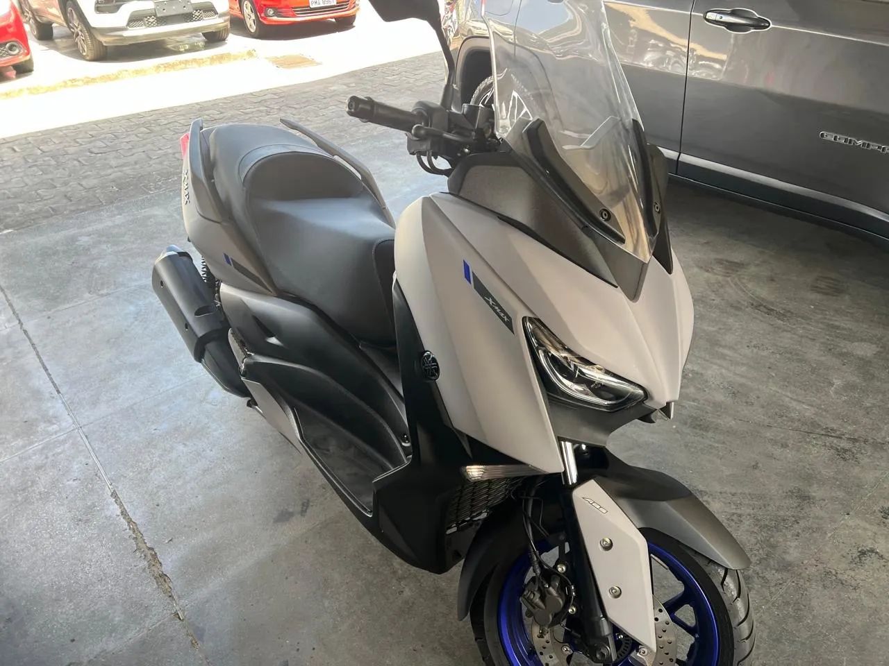 Yamaha 2022 XMAX 250 ABS 800km estado zero 