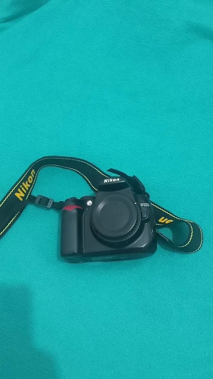 Nikon D5000 - Foto 4