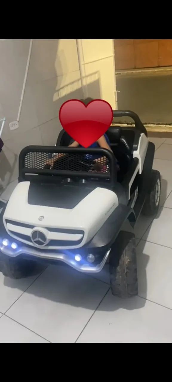 Carro elétrico infantil 