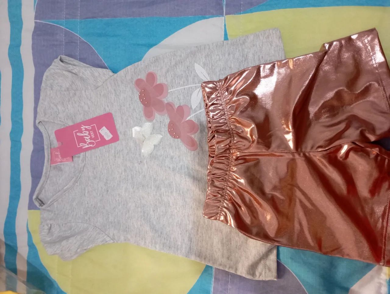 Roupa e mochila  - Foto 5