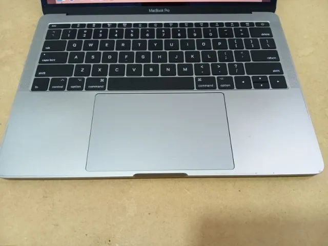 Apple Macbook Pro A1708 14,1 Pol -  8GB Ram - 250 SSD - Core I5 (Usado) - Foto 3