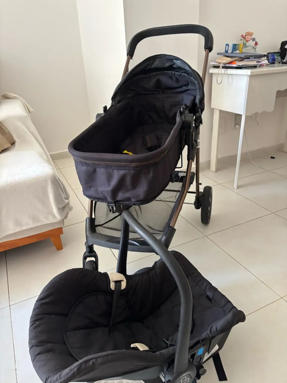 Carrinho + bebê conforto - Foto 2