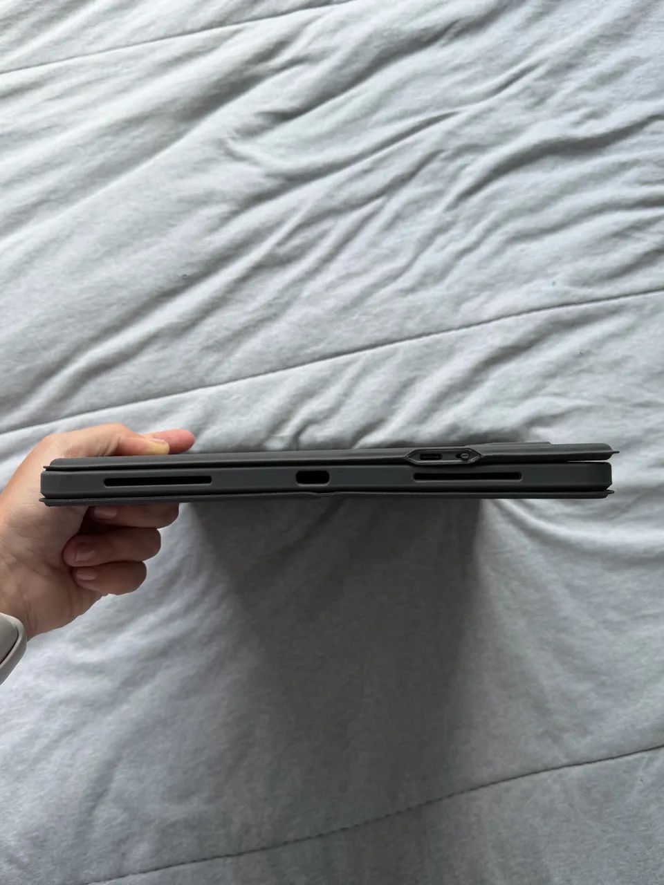 Capa com Teclado para iPad Air 13 - Foto 3