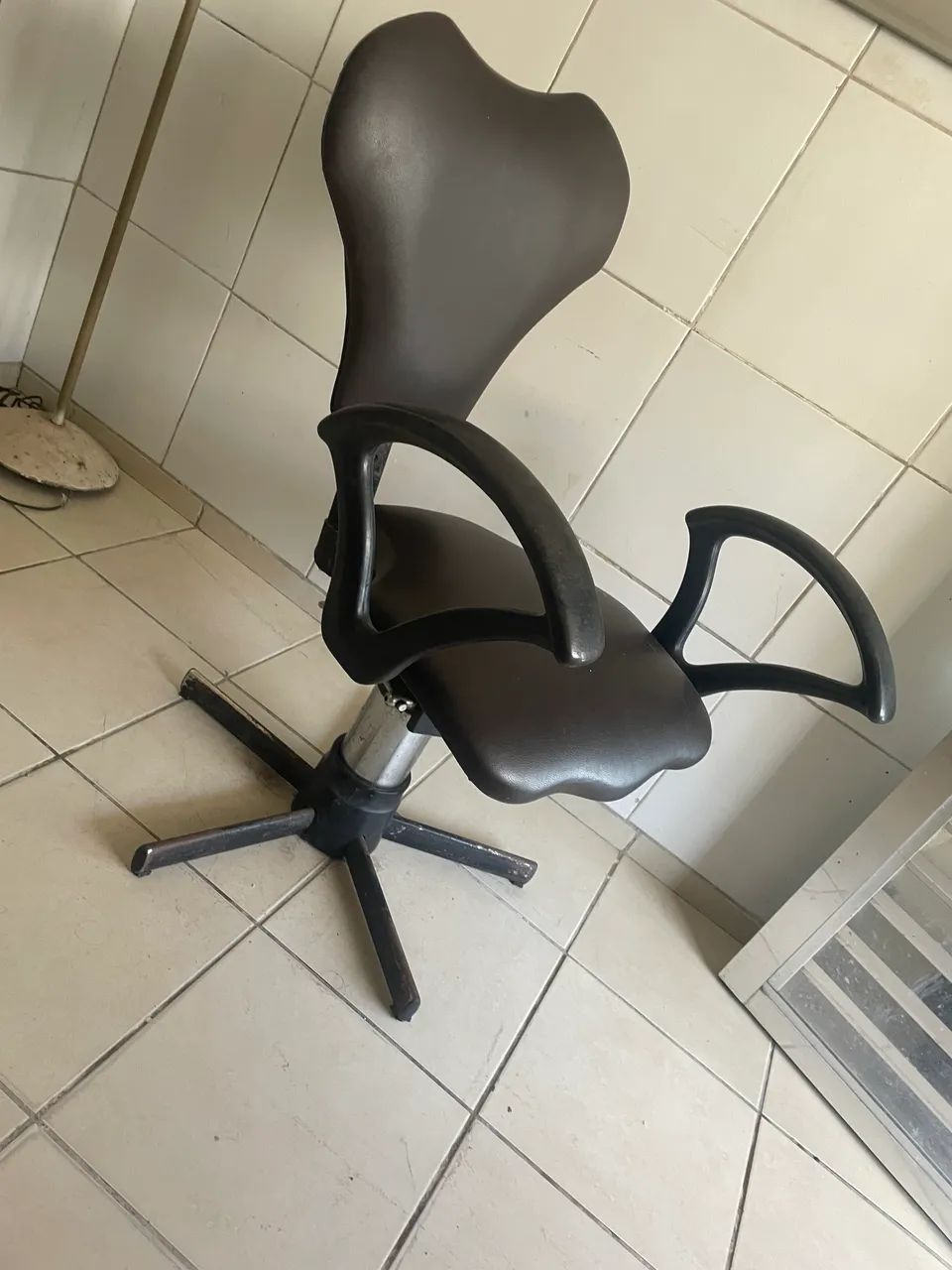 Cadeira de barbearia - Foto 3