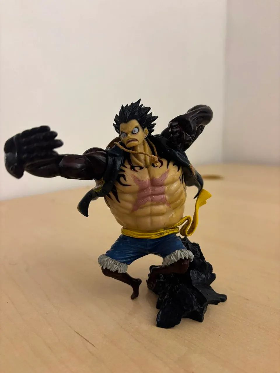 action figure do Monkey D. Luffy em sua forma Gear 4 (Boundman)  - Foto 2