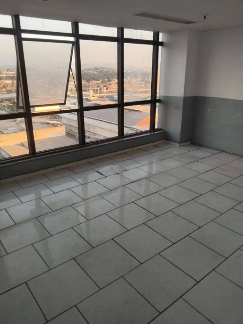 Locação de Comercial / Salão na cidade de Duque de Caxias - Foto 5