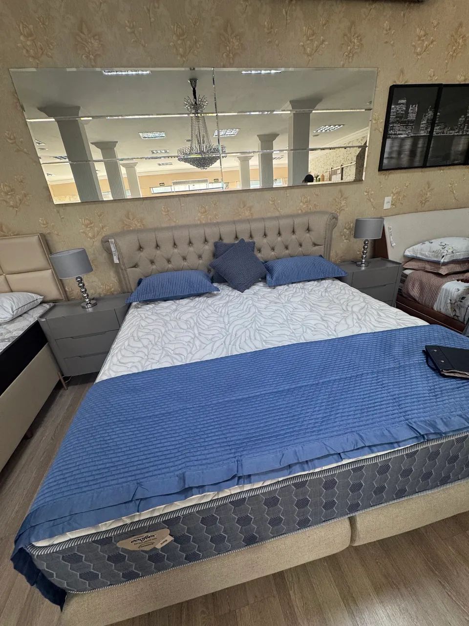 Cama queen, pouco tempo de uso - Foto 3